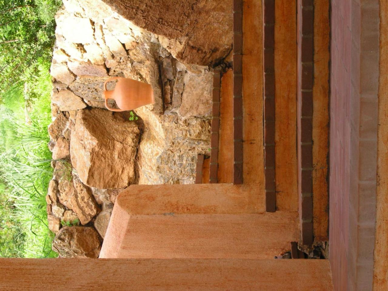 Nurazzolas Apartment *